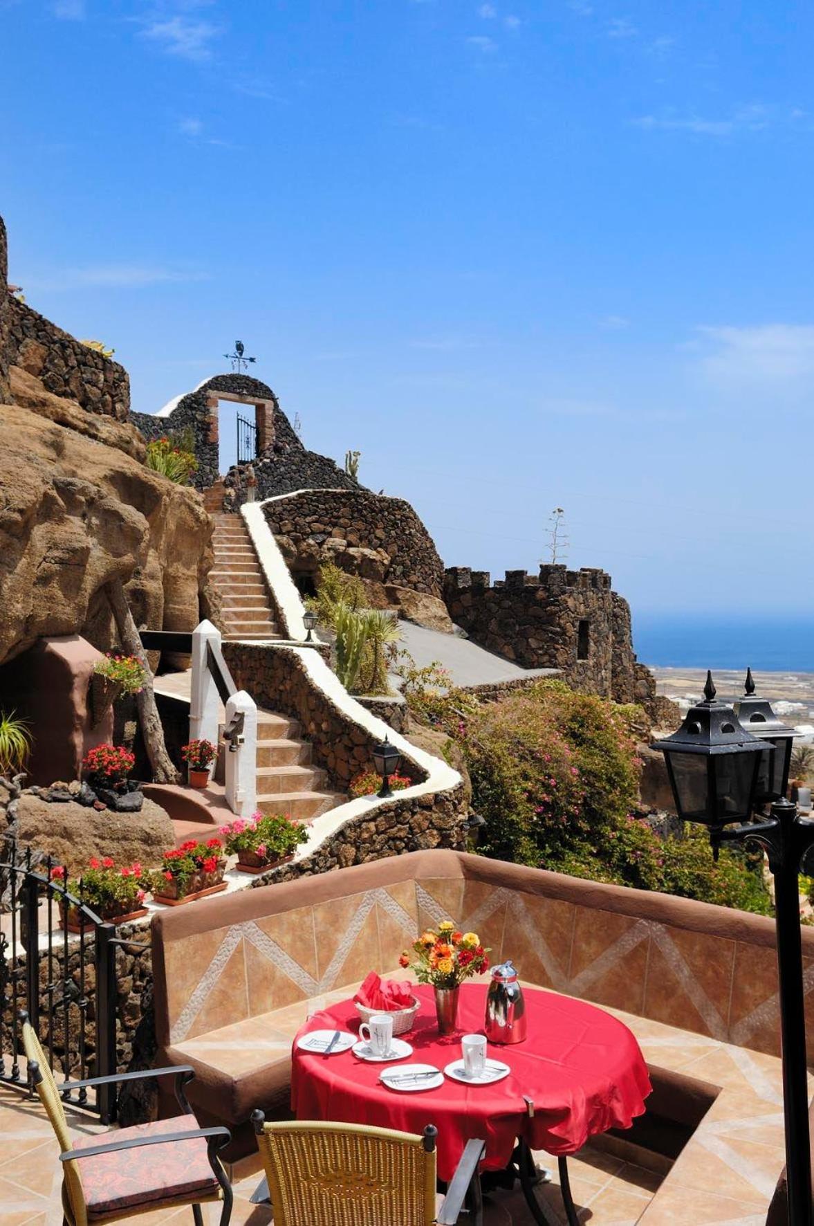 Castillo Lanzarote Villa Sophie - Luxury Villa -Sleep In A Volcanic Cave With Heated Pool ティアス エクステリア 写真