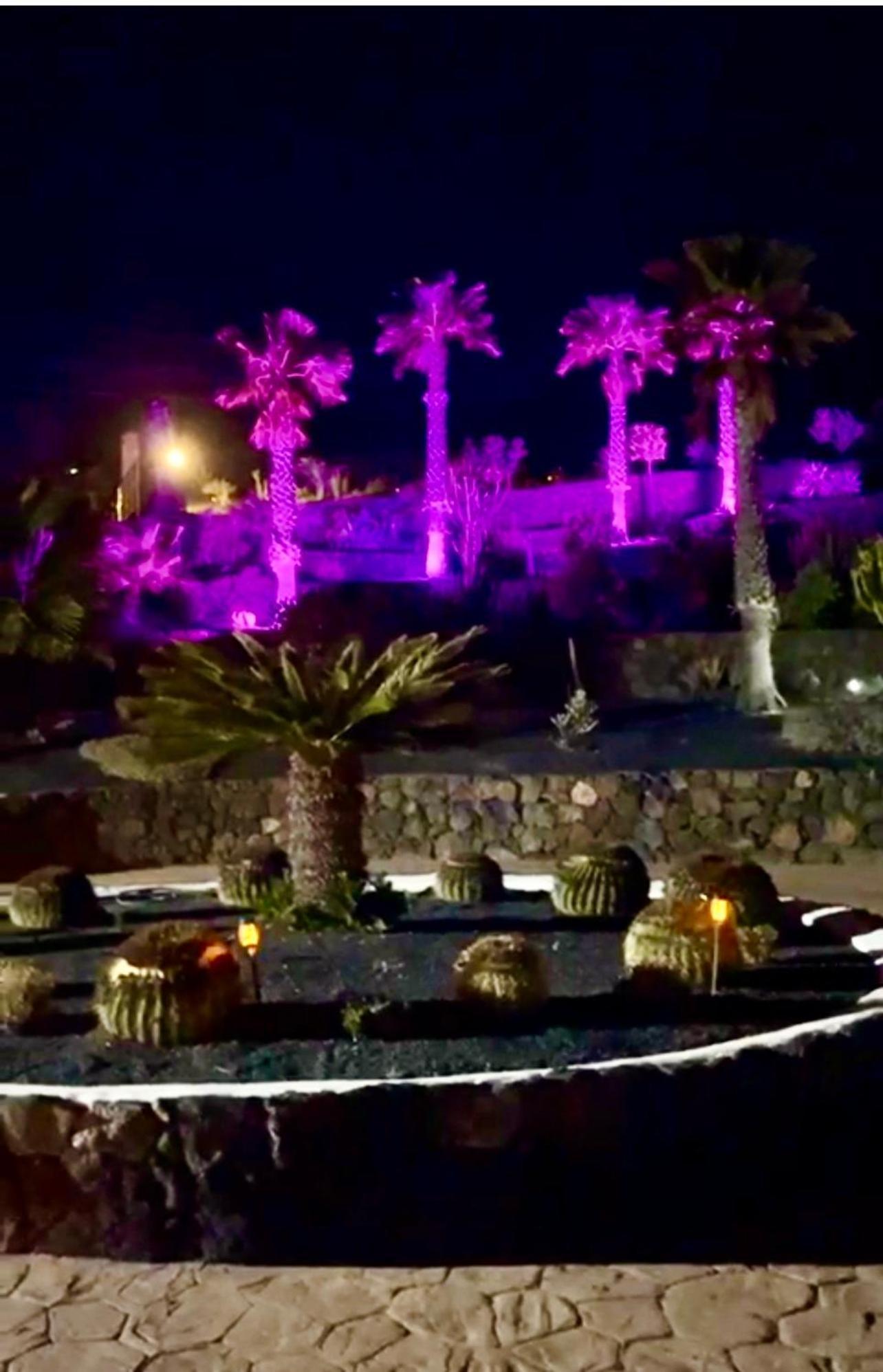 Castillo Lanzarote Villa Sophie - Luxury Villa -Sleep In A Volcanic Cave With Heated Pool ティアス エクステリア 写真